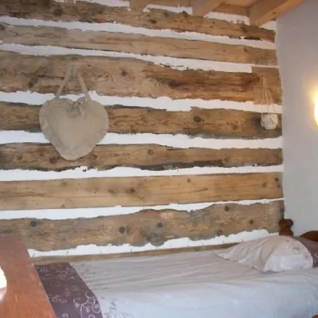 Ker Peric בקתה *